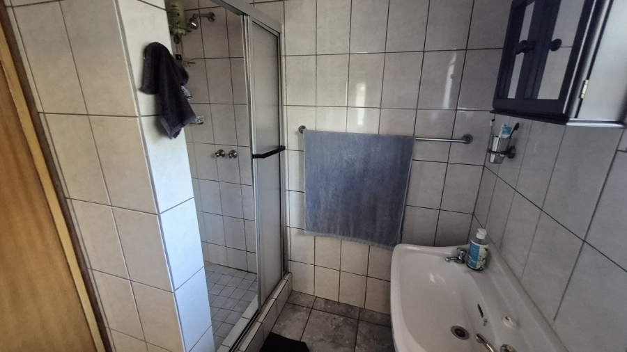 4 Bedroom Property for Sale in Jim Fouchepark Free State